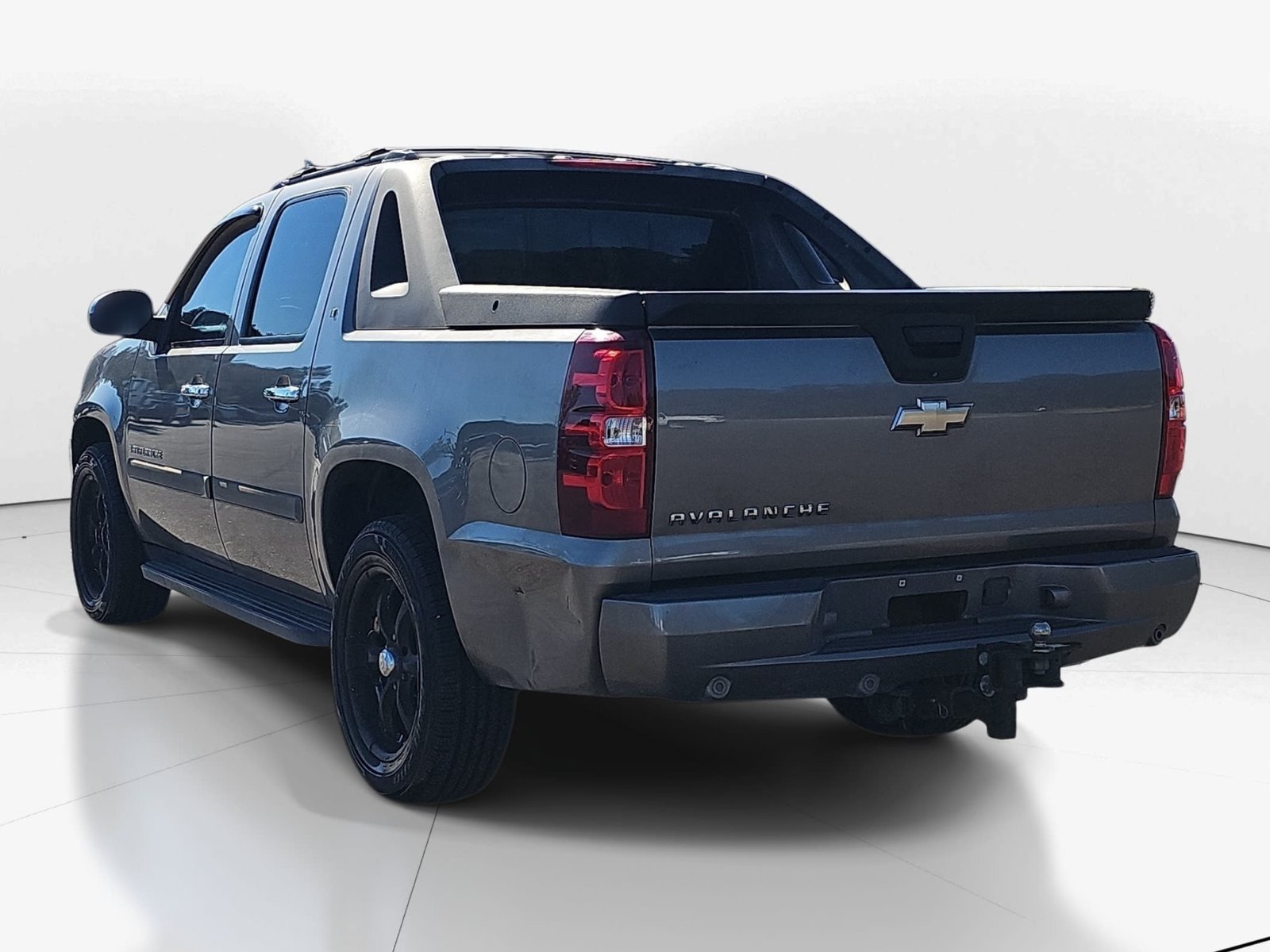 Used 2009 Chevrolet Avalanche LT RWD image 8
