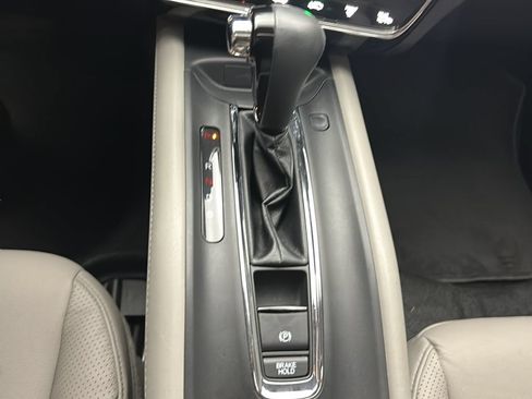 Certified 2017 Honda HR-V EX-L image 30