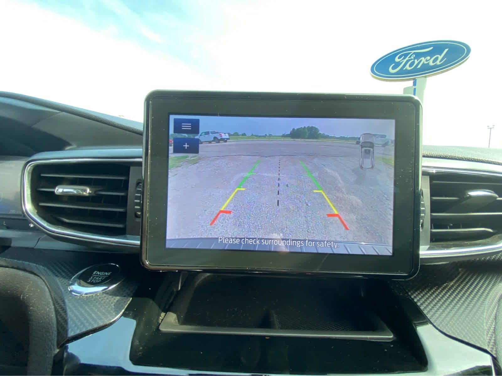 Used 2022 Ford Explorer ST-Line AWD/4WD image 38