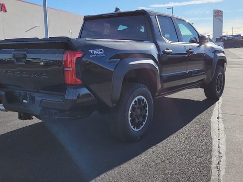 New 2025 Toyota Tacoma TRD Off-Road image 3