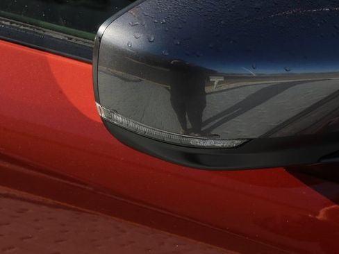 Certified 2024 Subaru Crosstrek 2.0i Premium image 9