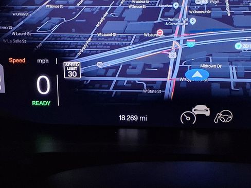 Used 2023 Polestar Polestar 2 w/ Pilot Pack image 30