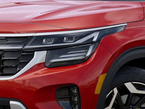 New 2026 Kia Seltos SX AWD/4WD image 10