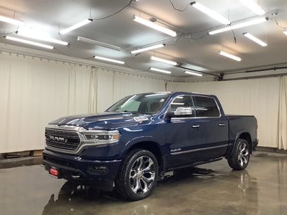 Used 2022 RAM 1500 Limited w/ Body-Colour Bumper Group