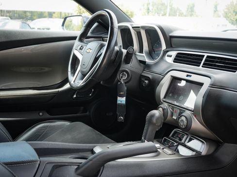 Used 2015 Chevrolet Camaro SS w/ RS Package RWD image 34