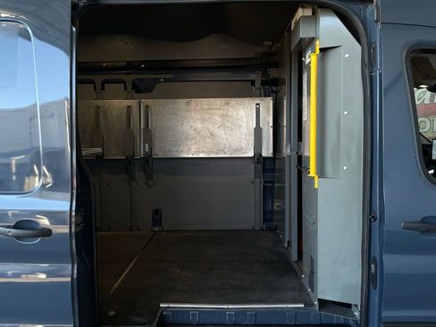 Used 2022 Ford Transit 250 148 High Roof Extended w/ Parcel Delivery Package image 10