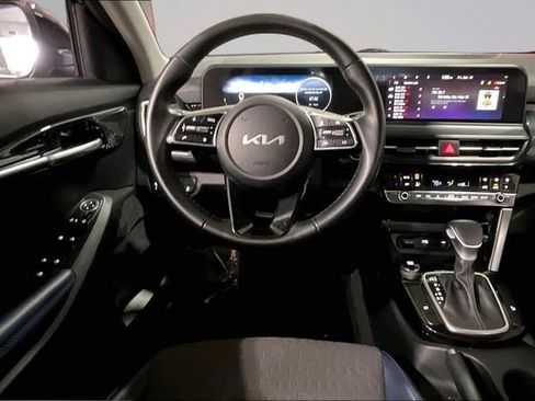 Used 2024 Kia Seltos S FWD image 5
