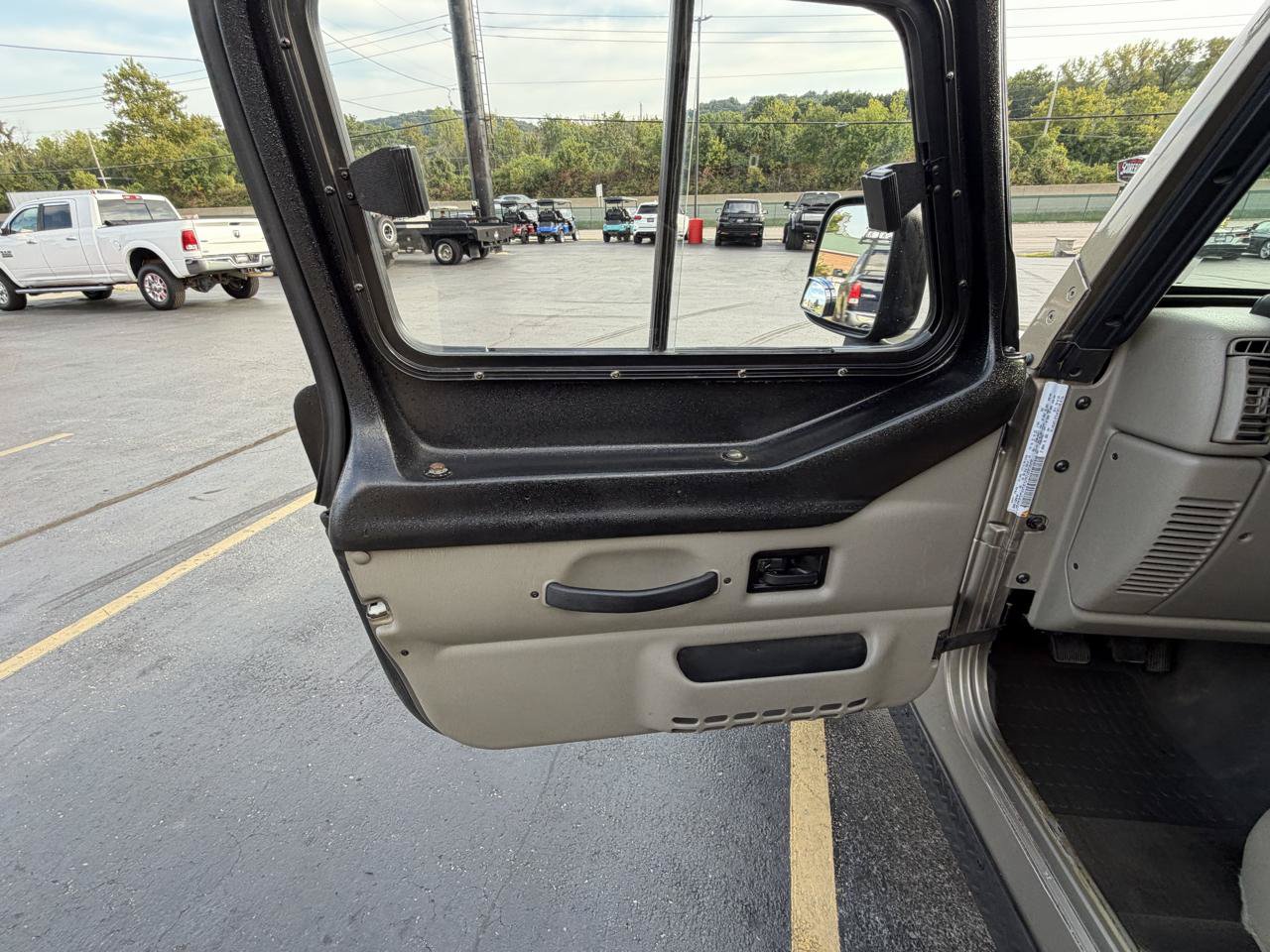 Used 2003 Jeep Wrangler Rubicon AWD/4WD image 12