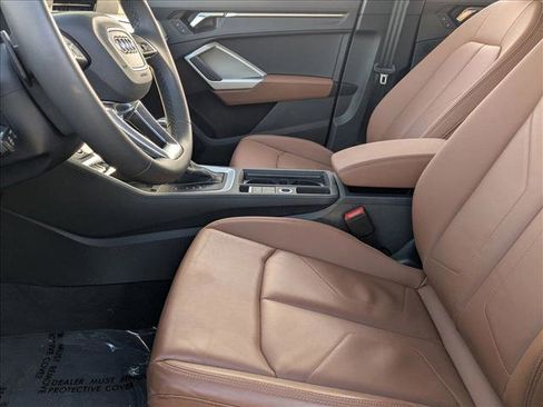 Certified 2025 Audi Q3 2.0T Premium w/ Convenience Package image 13