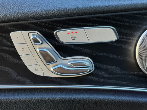 Used 2021 Mercedes-Benz E 350 Sedan w/ Premium Package image 17
