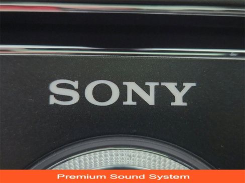 Used 2018 Ford Explorer Sport image 39