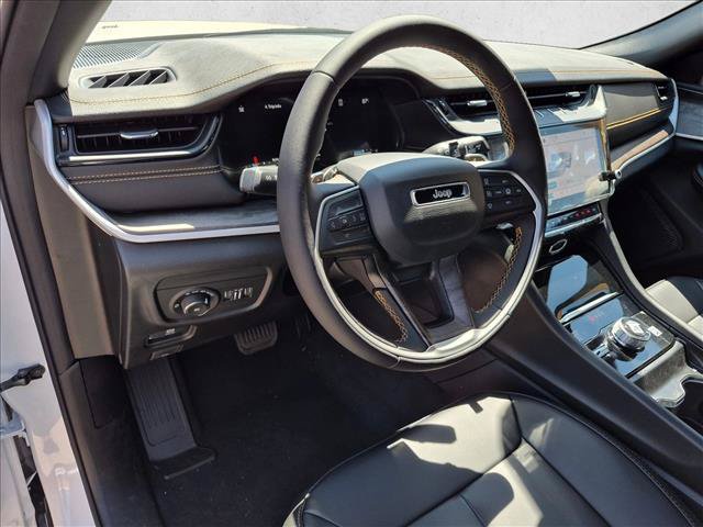 New 2026 Jeep Grand Cherokee Limited AWD/4WD image 2