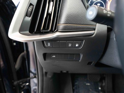 Used 2024 MAZDA CX-90 Plug-In Hybrid w/ Preferred AWD/4WD image 11
