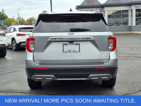 Used 2024 Ford Explorer XLT w/ Equipment Group 202A AWD/4WD image 4