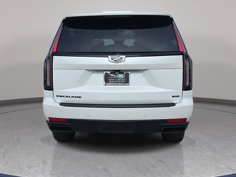 Used 2024 Cadillac Escalade ESV Sport Platinum w/ LPO, ONYX Package AWD/4WD image 7
