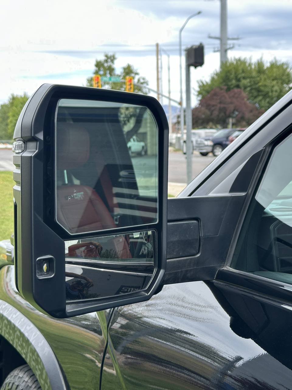 Used 2025 Toyota Sequoia TRD Pro AWD/4WD image 18