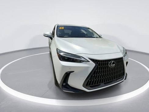Used 2025 Lexus NX 250 FWD w/ Accessory Package (Z1) image 3