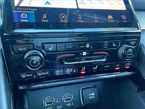 Used 2022 Jeep Grand Cherokee L Limited image 31