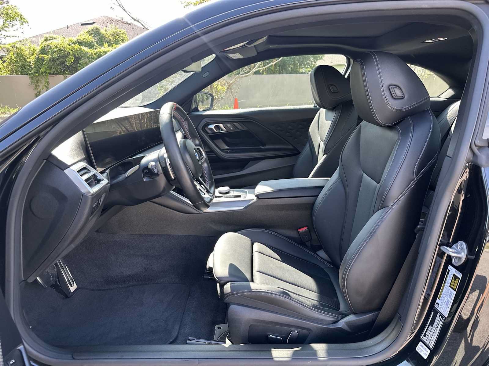 Used 2025 BMW M240i Coupe RWD image 2
