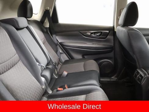Used 2017 Nissan Rogue S AWD/4WD image 27