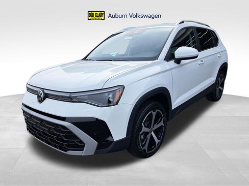 New 2025 Volkswagen Taos SEL AWD/4WD image 1