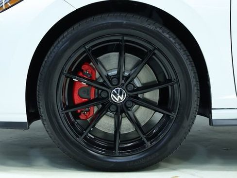 New 2026 Volkswagen Jetta GLI Autobahn FWD image 8