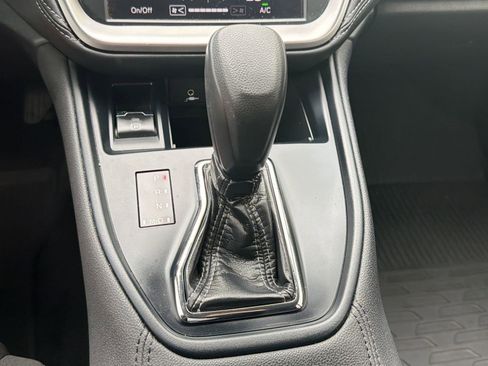 Used 2022 Subaru Outback AWD/4WD image 18