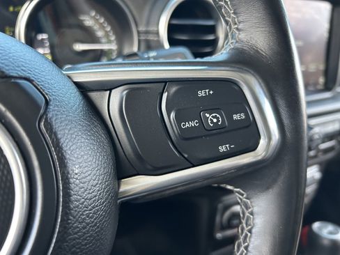 Used 2023 Jeep Wrangler Unlimited Sahara w/ Cold Weather Group image 25