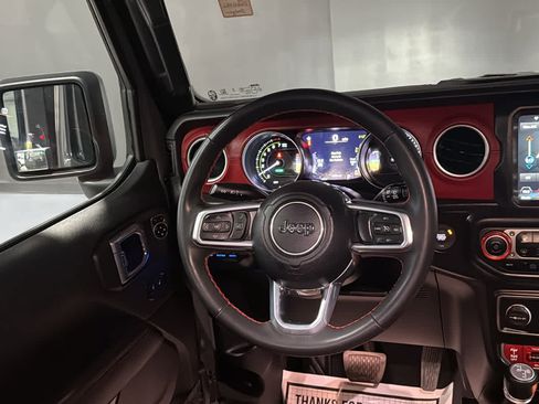 Used 2023 Jeep Wrangler Unlimited Rubicon 4xe AWD/4WD image 27