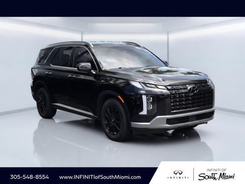 Used 2024 Hyundai Palisade SEL FWD image 3