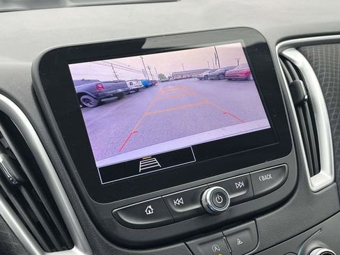 Used 2024 Chevrolet Malibu LT FWD image 29