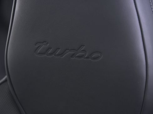 Used 2023 Porsche Cayenne Turbo AWD/4WD image 31
