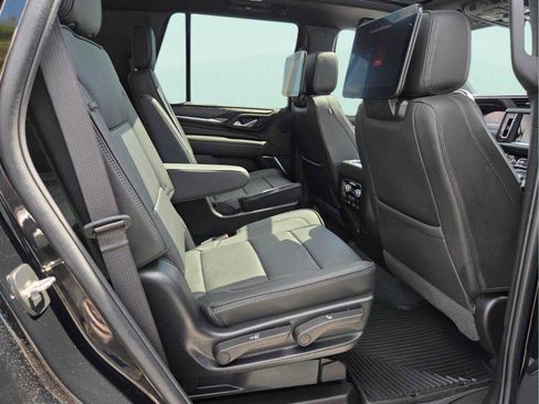 Used 2024 GMC Yukon Denali w/ Advanced Technology Package RWD image 18