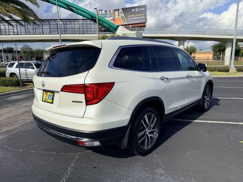 Used 2016 Honda Pilot Touring image 3