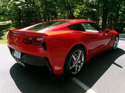 Used 2014 Chevrolet Corvette Stingray Coupe w/ 2LT Preferred Equipment Group RWD image 5