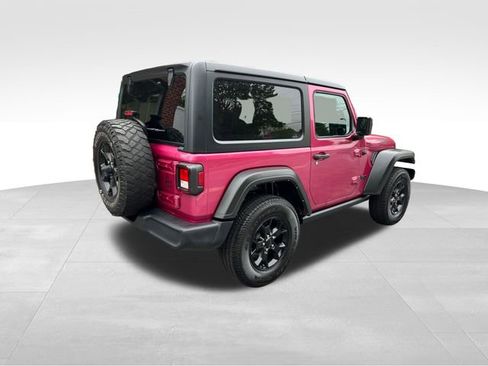 Used 2022 Jeep Wrangler Sport AWD/4WD image 7