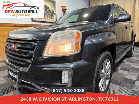 Used 2017 GMC Terrain SLE w/ Technology Package image 1