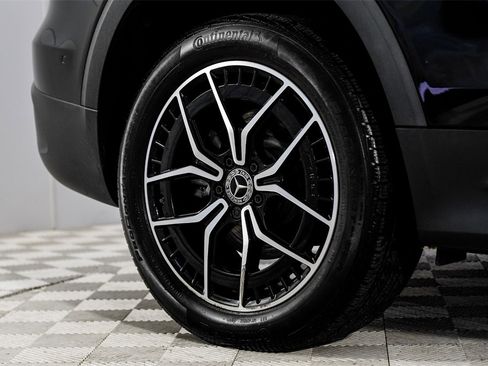 Used 2023 Mercedes-Benz EQB 300 4MATIC image 58