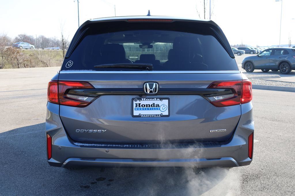 New 2027 Honda Odyssey Touring image 5