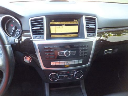 Used 2012 Mercedes-Benz ML 350 BlueTEC 4MATIC image 13