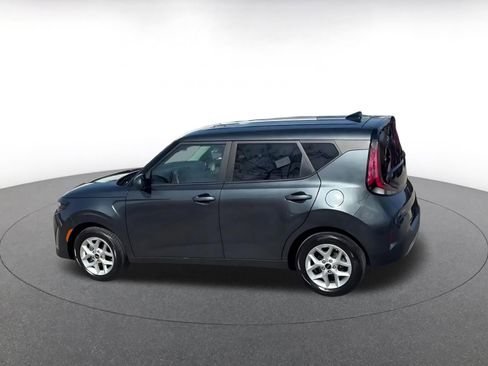 Used 2025 Kia Soul LX w/ LX Technology Package image 10
