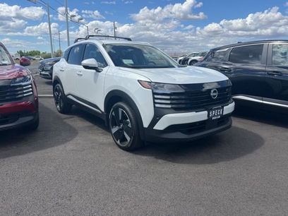 New 2025 Nissan Kicks SR