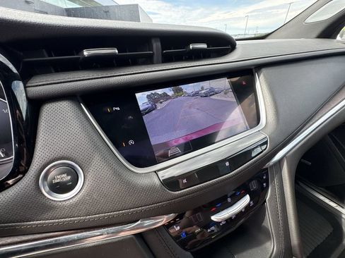 Used 2020 Cadillac XT5 Premium Luxury w/ LPO, Floor Liner Package FWD image 23
