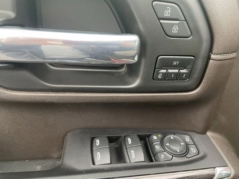 Used 2022 Chevrolet Silverado 2500 LTZ w/ Gooseneck/5TH Wheel Package image 20