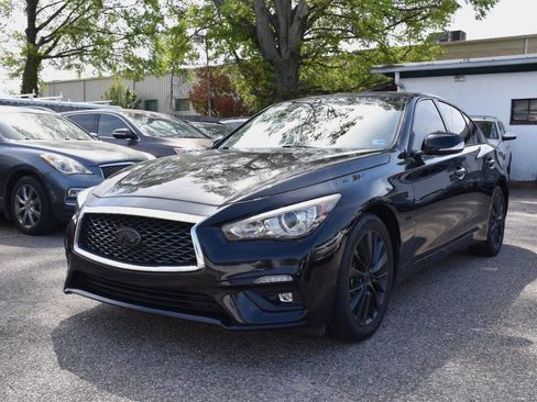 Used 2018 INFINITI Q50 Luxe image 2