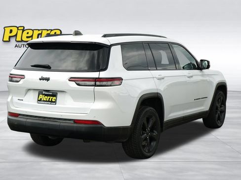 Used 2023 Jeep Grand Cherokee L Laredo AWD/4WD image 7