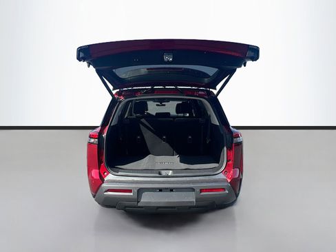 New 2026 Nissan Pathfinder SL image 28