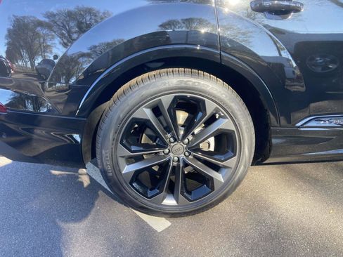 New 2026 Audi Q7 3.0T Premium Plus image 11