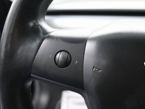 Used 2018 Tesla Model 3 Long Range image 22