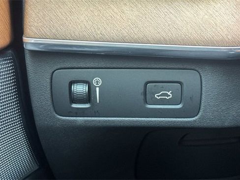 Used 2019 Volvo XC90 T6 Inscription w/ Advanced Package image 38